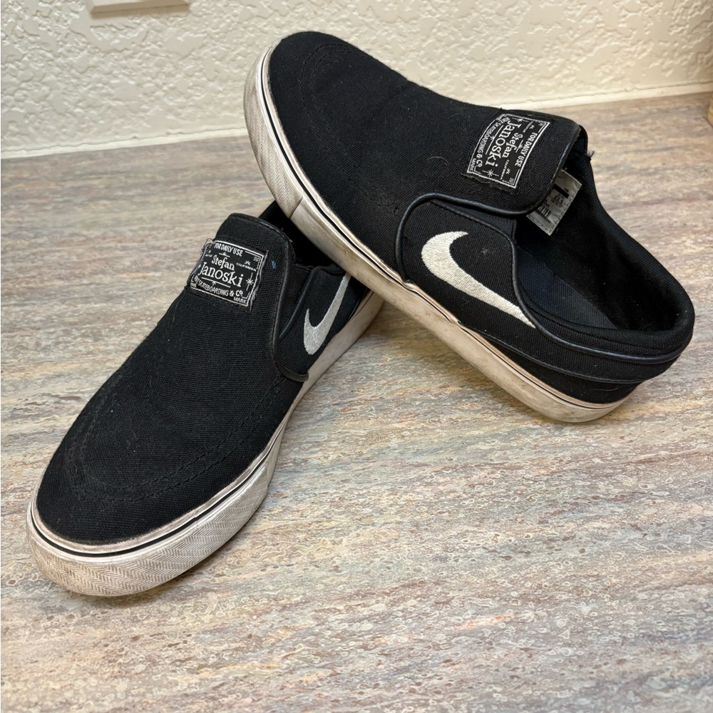 Nike Stefan Janoski SBs